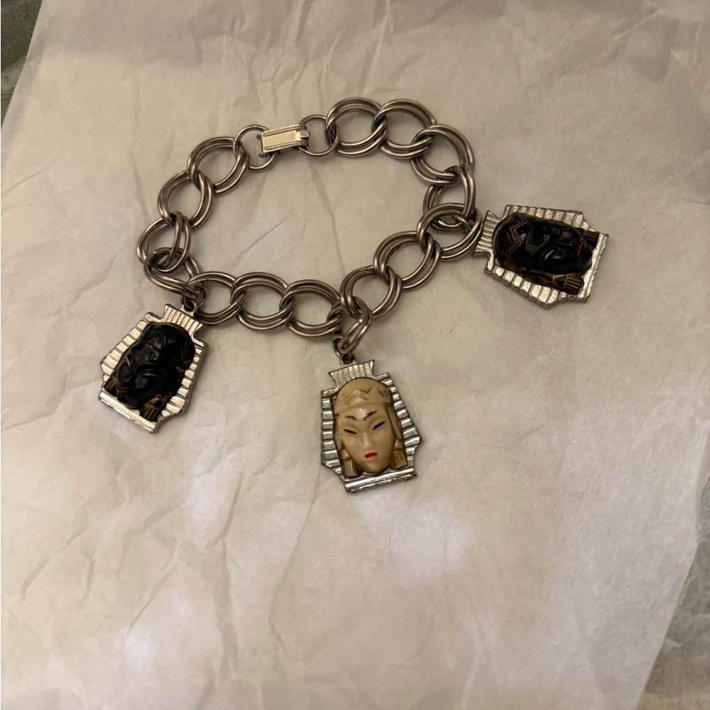 Vintage three ethnic face charm bracelet very cool bracelet